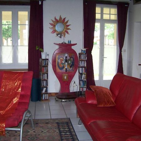 Grande Maison Atypique Le Burgaud Esterno foto